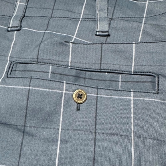 Under Armour HeatGear Men’s Hybrid Shorts Gray Plaid Size 40 Golf Activewear - Picture 8 of 9